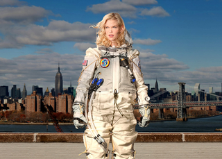 Illustration for article titled SpaceX Wants Future Astronauts To Look "Badass" in Space With New Sexy Suits